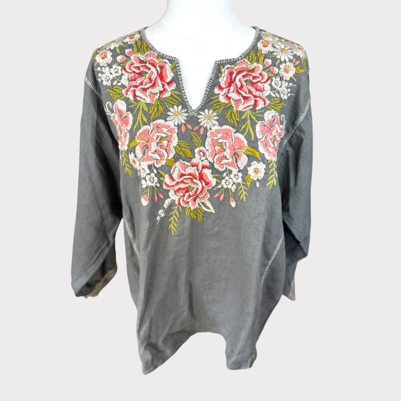 Johnny Was size Med the Cecille boxy Gray Embroidered 3/4 Sleeve Blouse linen - Picture 4 of 12